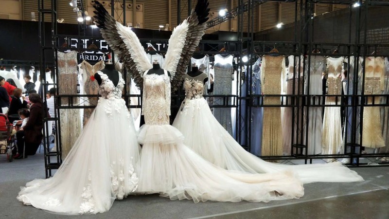 创新婚纱展台设计